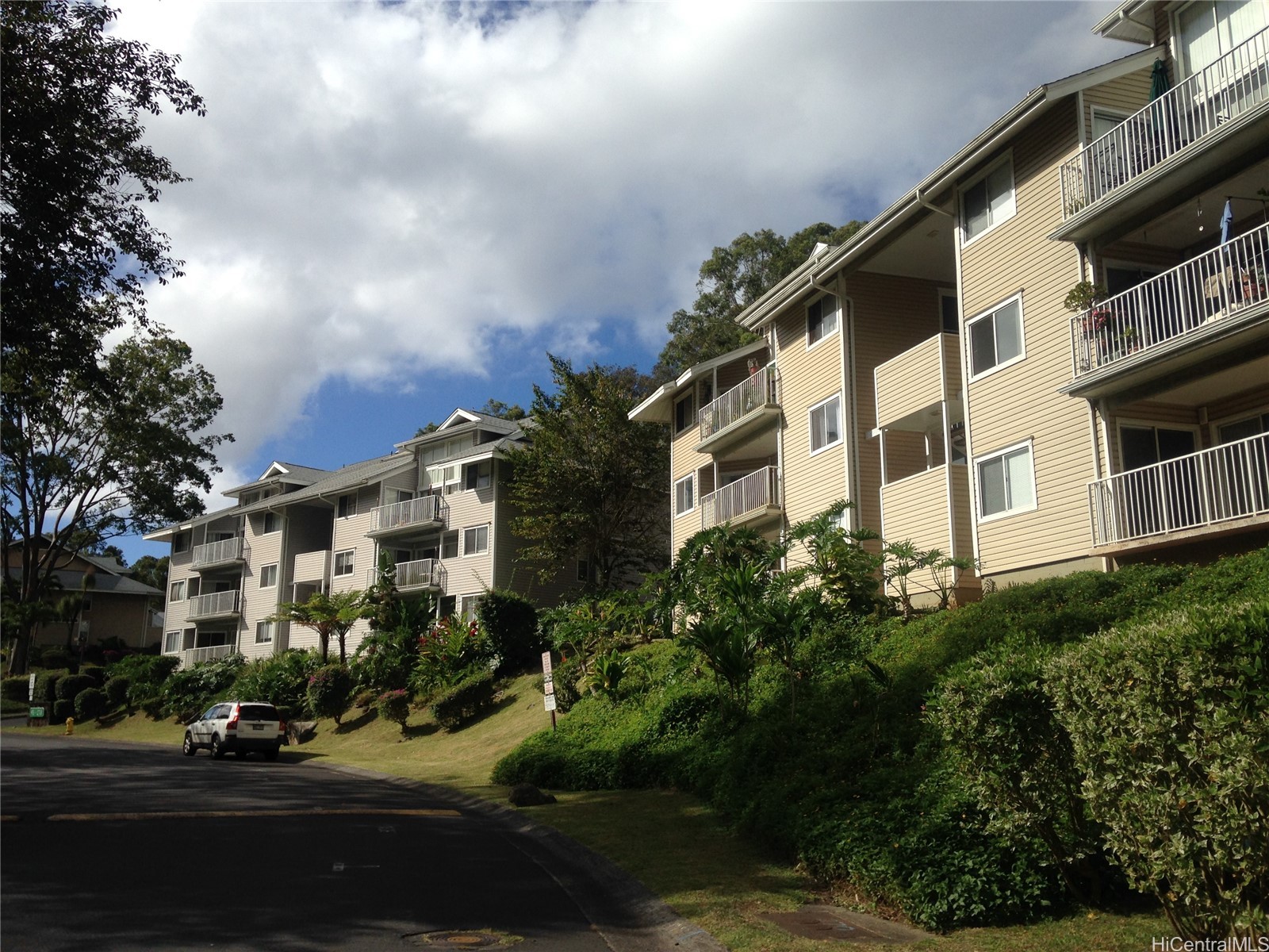 95-270 Waikalani Drive M202 — photo