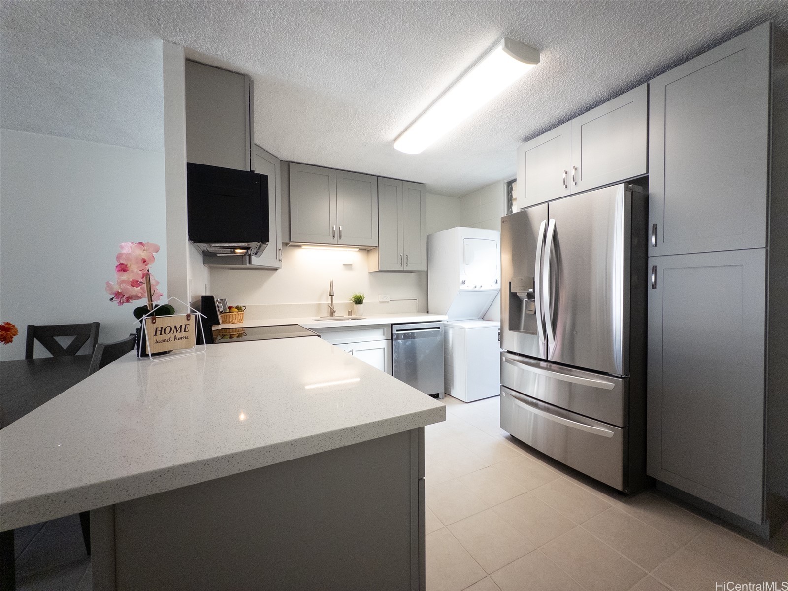 95-2047 Waikalani Place D501 — photo