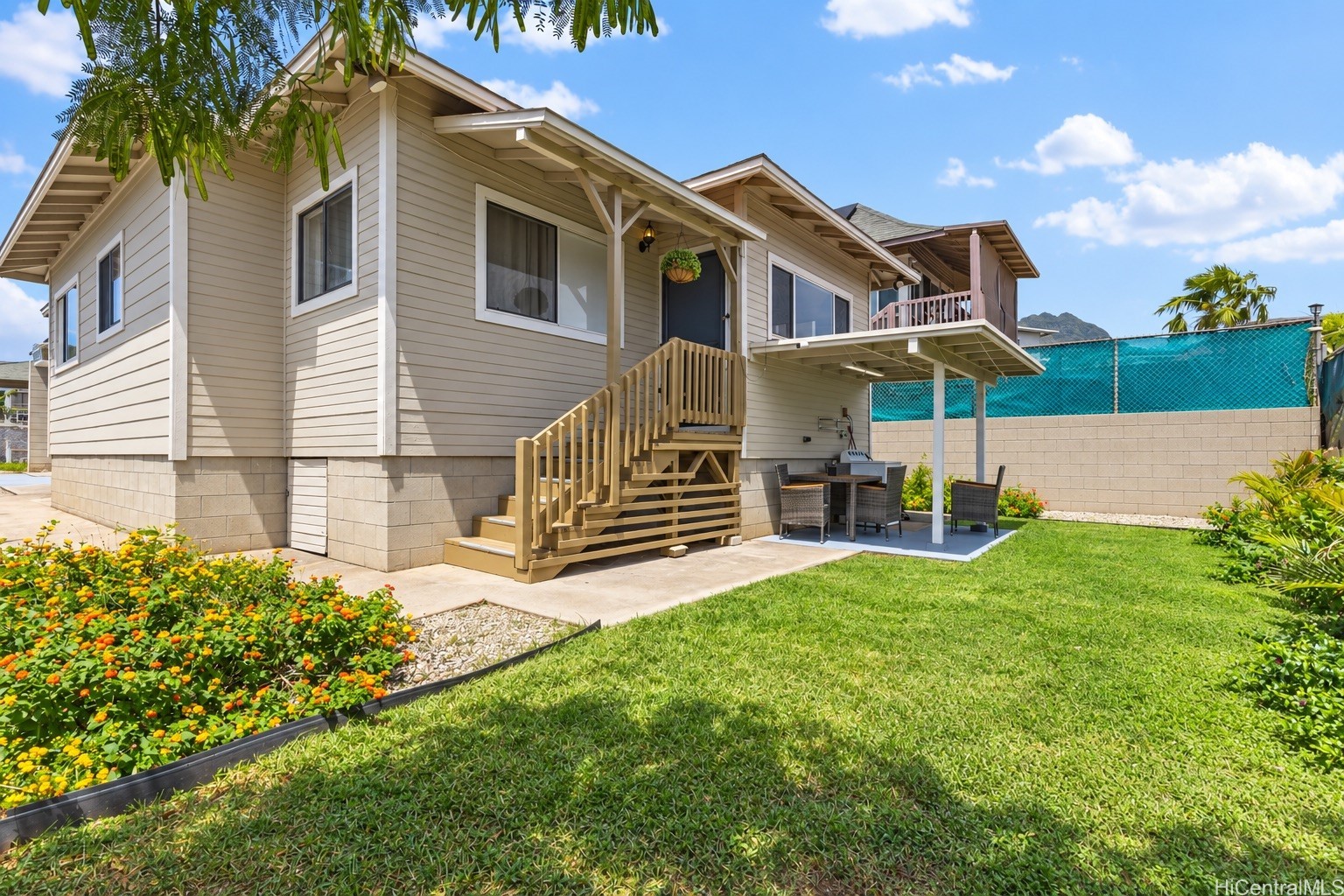 85-208 Lualualei Homestead Road — photo
