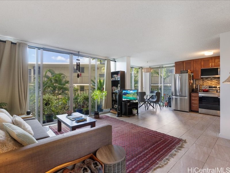 1634 Makiki Street 205 — photo