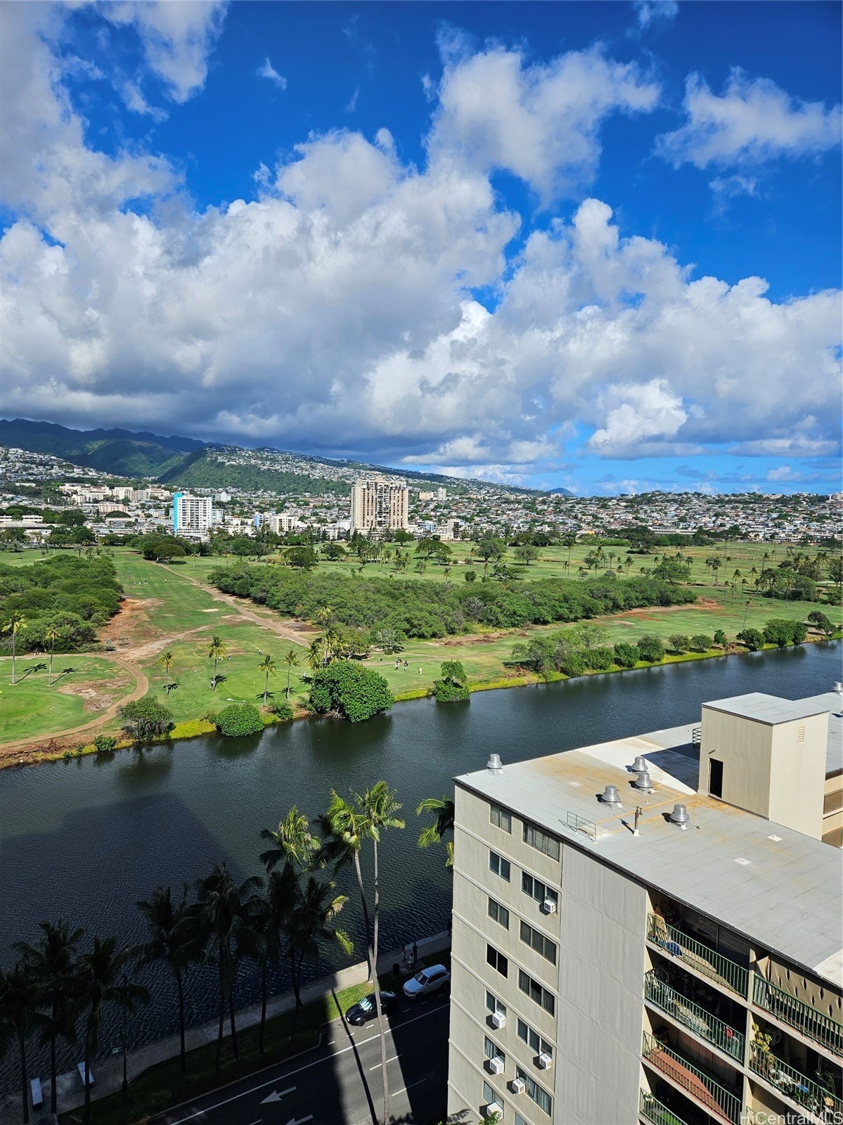 2345 Ala Wai Boulevard 1907 — photo