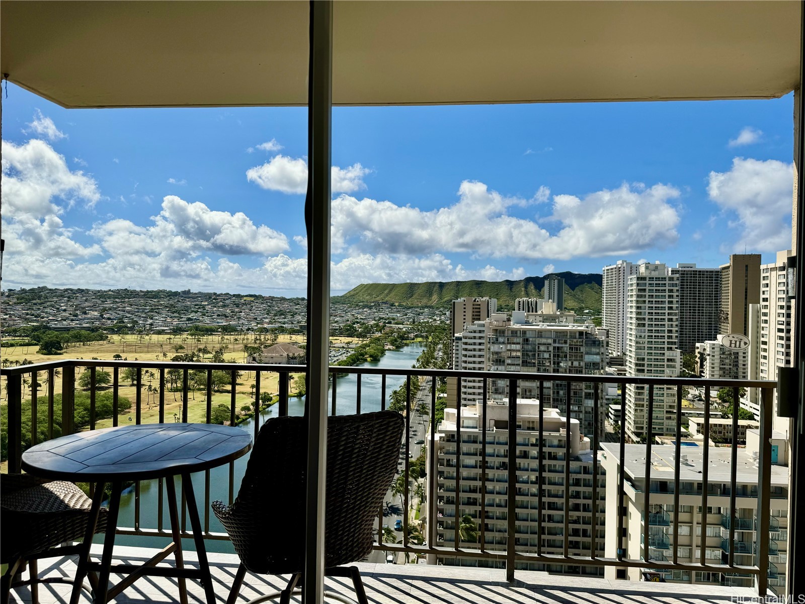2345 Ala Wai Boulevard 2617 — photo