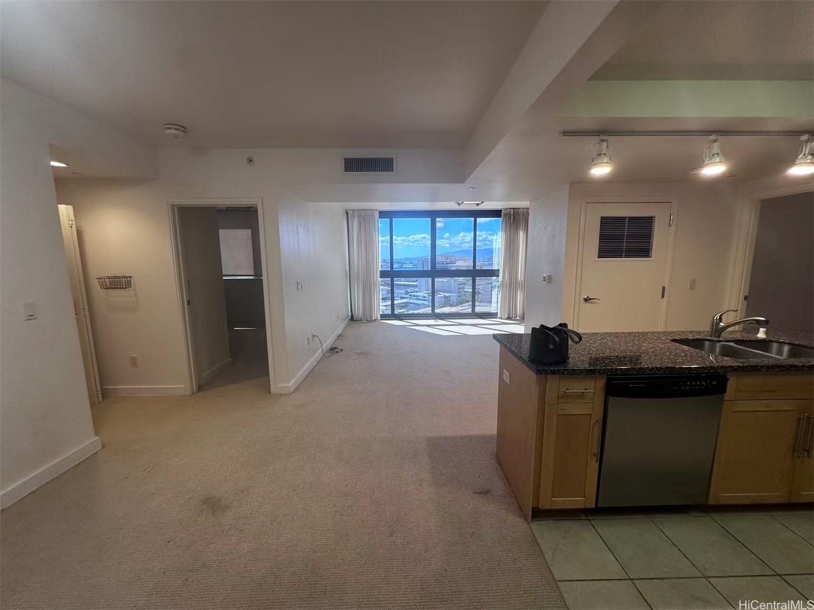 600 Queen Street Unit 1508 — photo