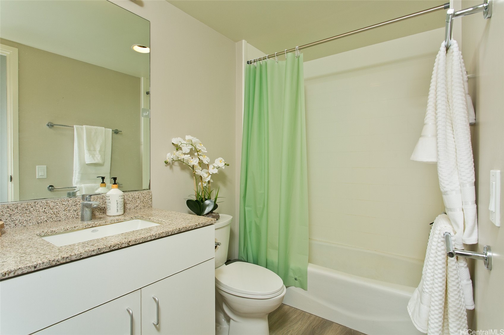 1390 Kapiolani Boulevard Unit 1002 — photo