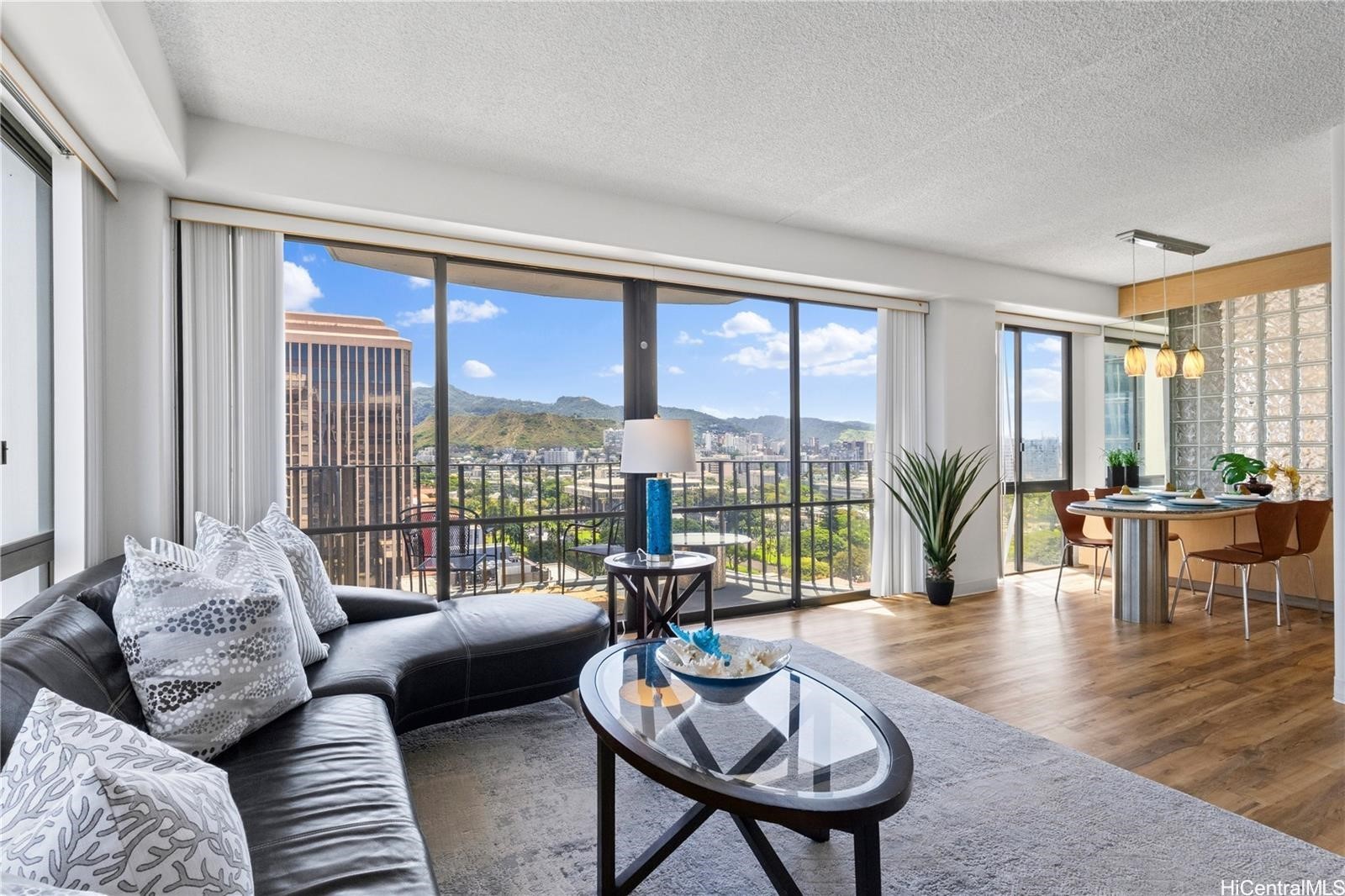 700 Richards Street Unit 2204 — photo