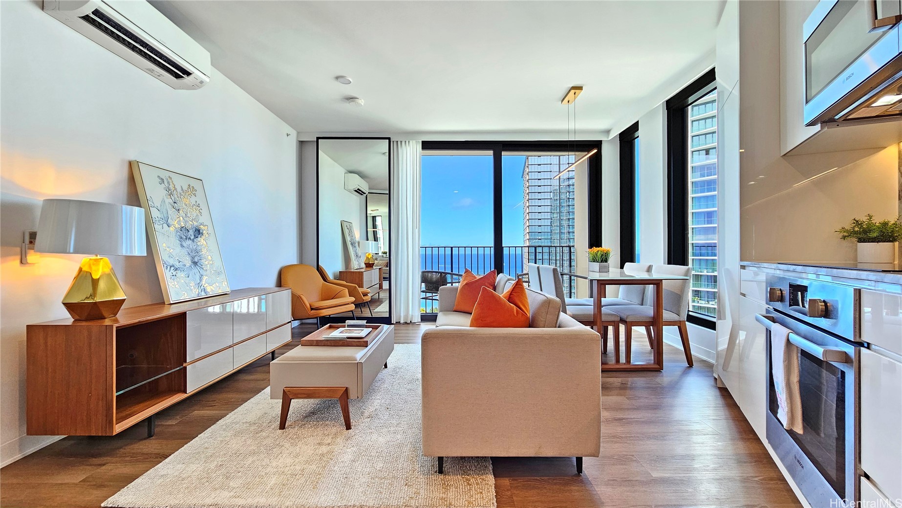 987 Queen Street Unit 2800 — photo