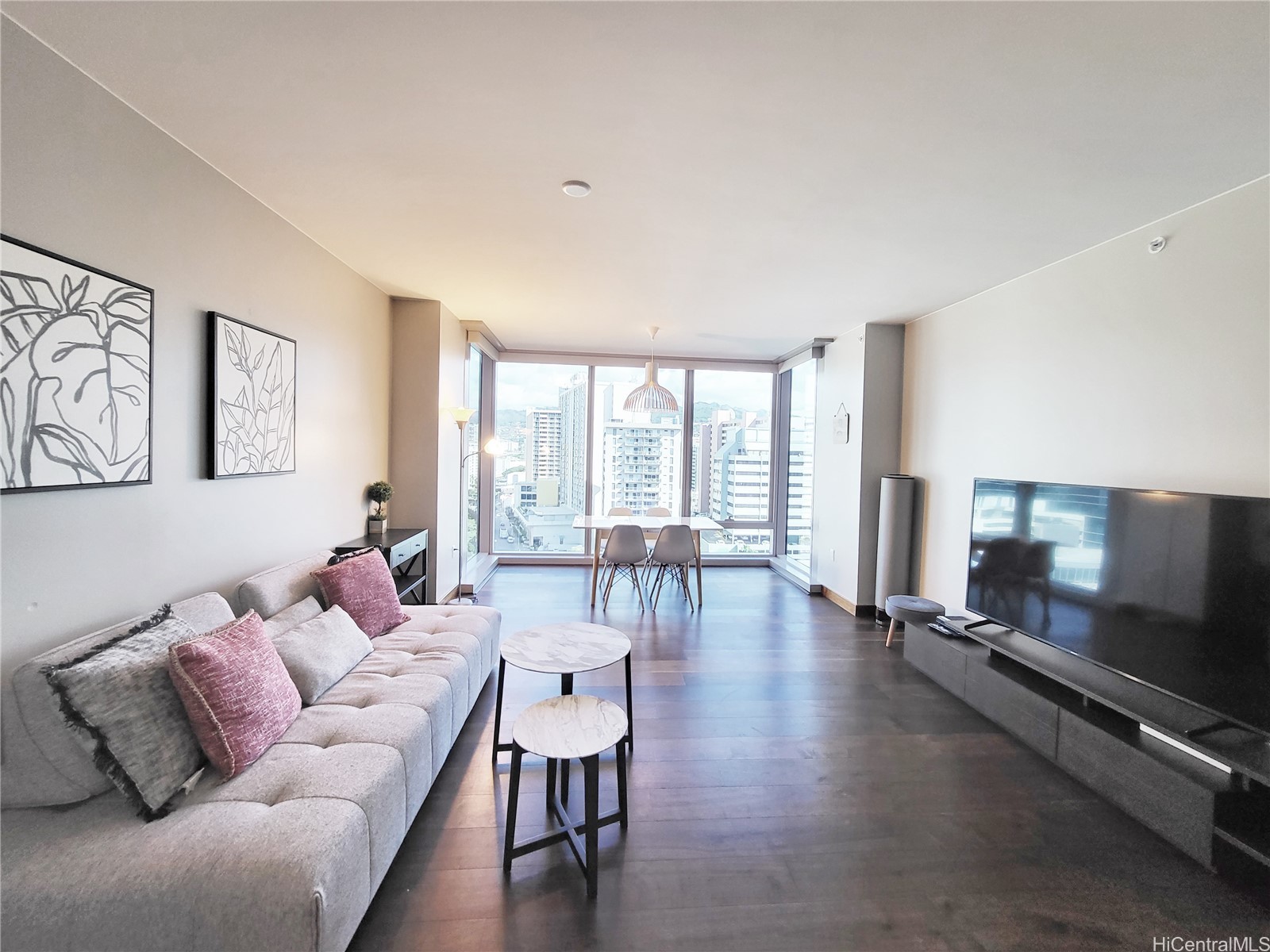 1555 Kapiolani Boulevard Unit 1012 — photo