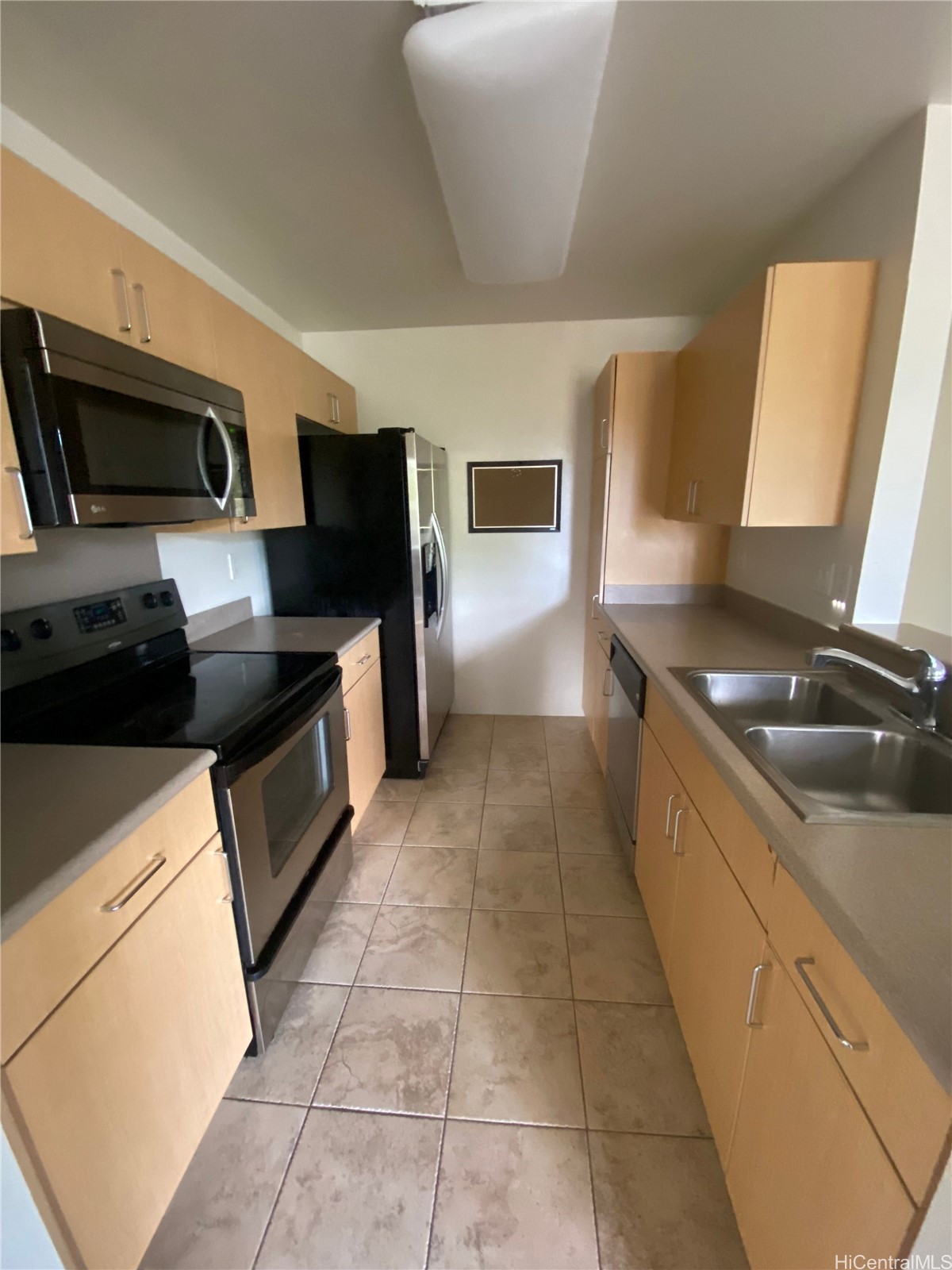 95-988 Ukuwai Street Unit 608 — photo