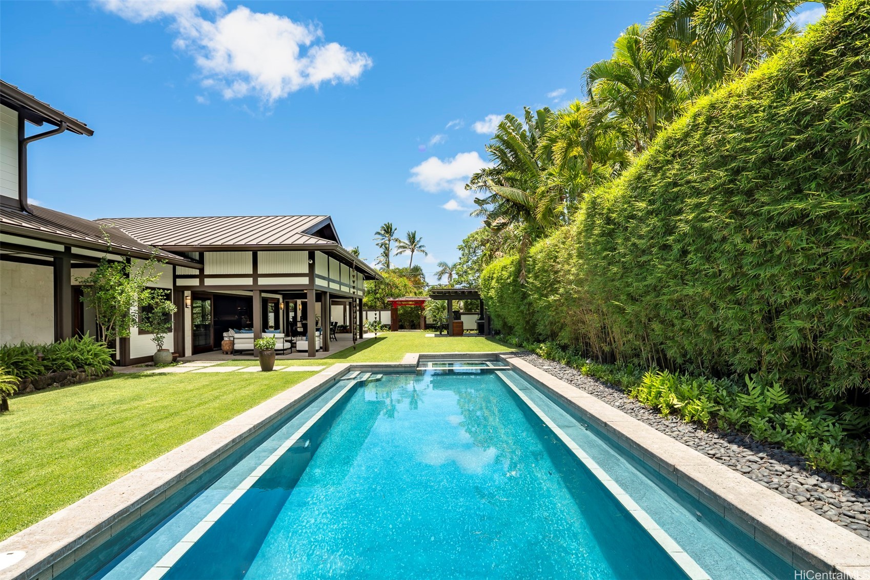 1011 Mokulua Drive — photo