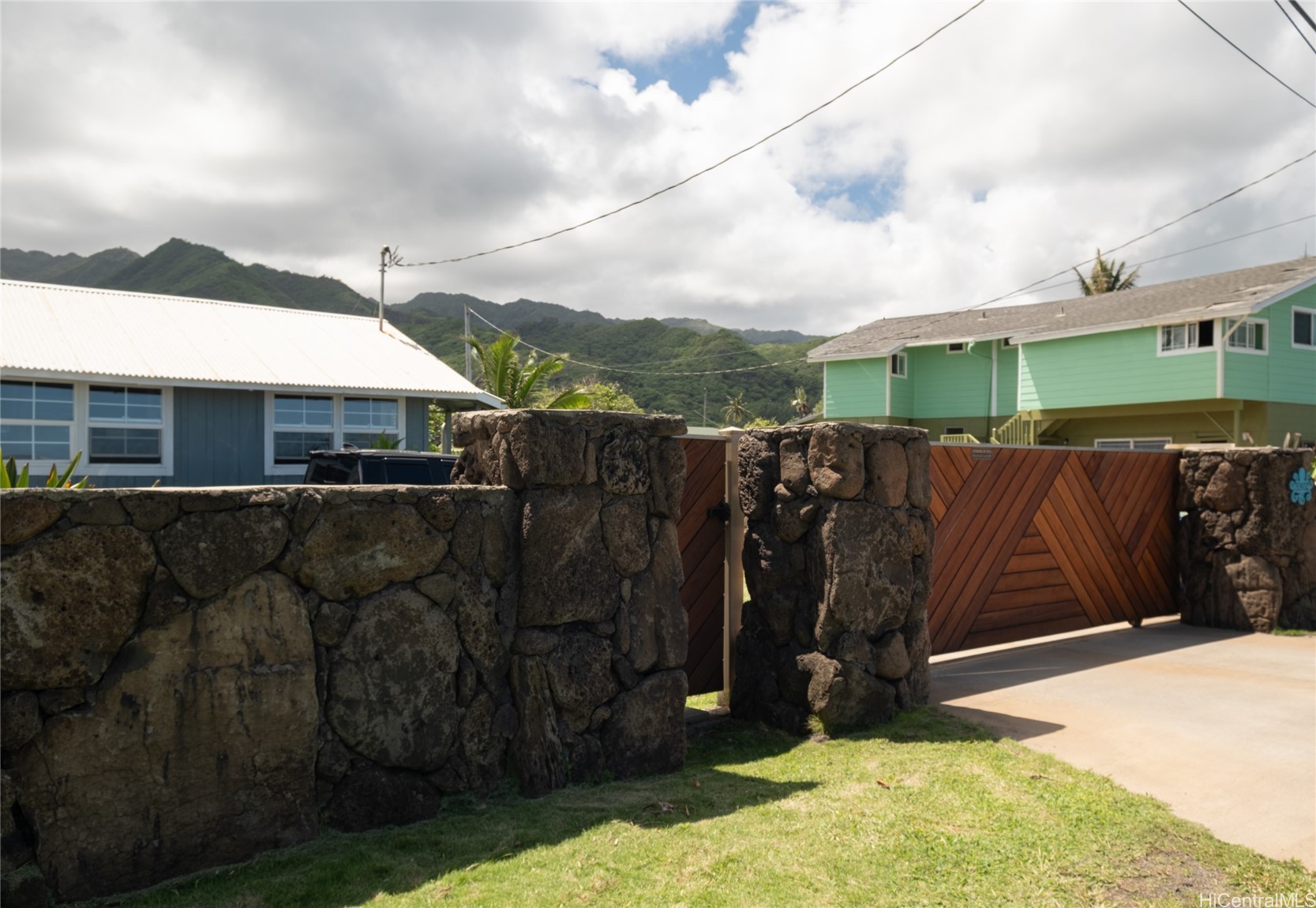 53-932 Kamehameha Highway — photo