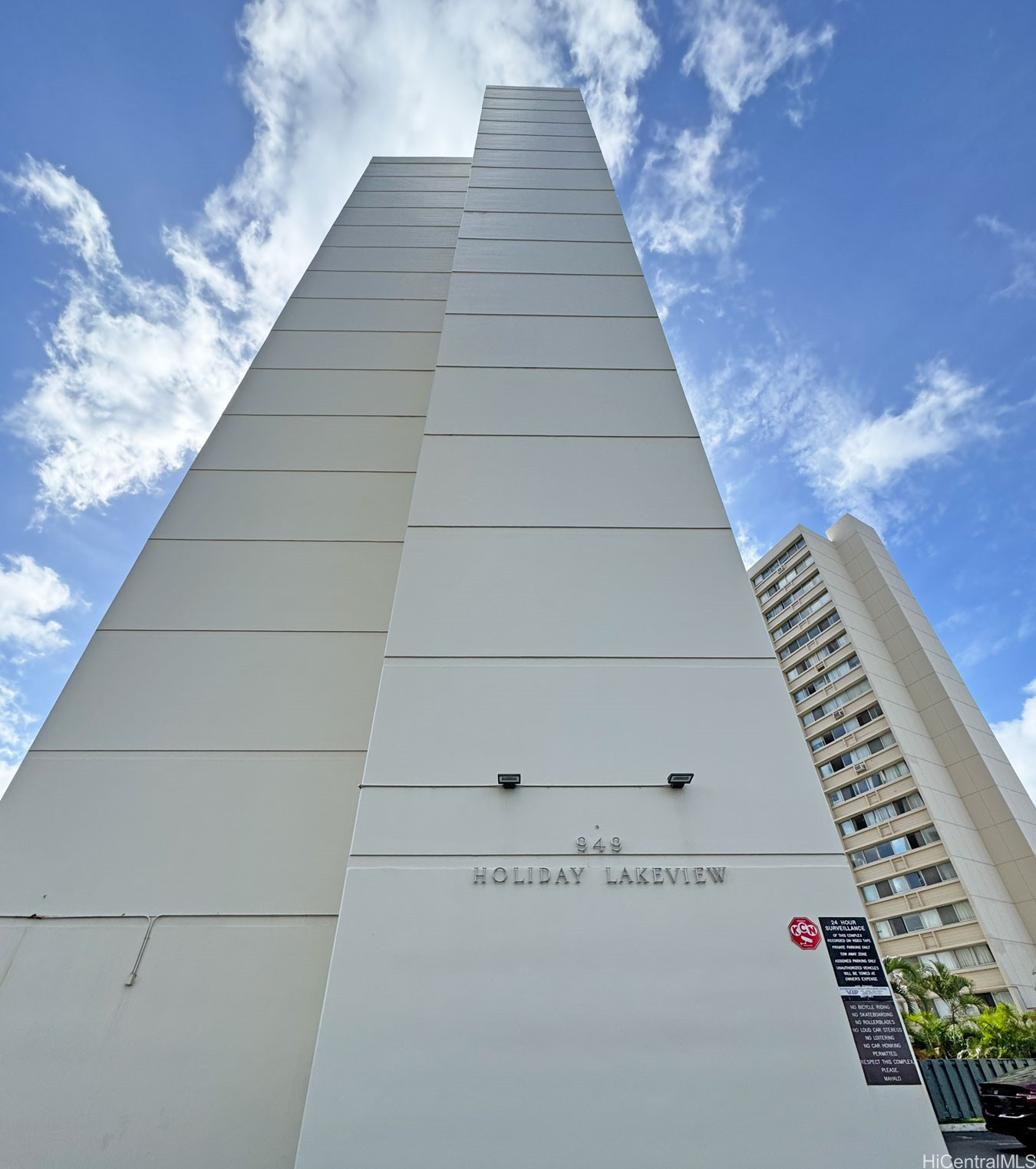 949 Ala Nanala Street Unit 304 — photo