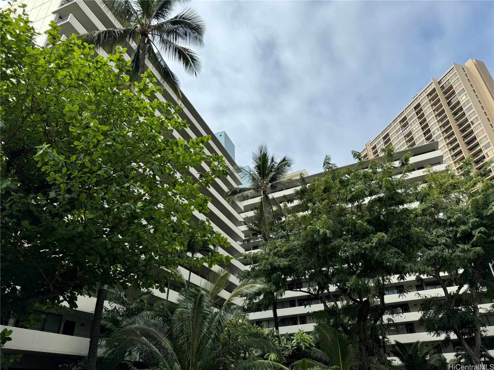 425 Ena Road Unit 502C — photo