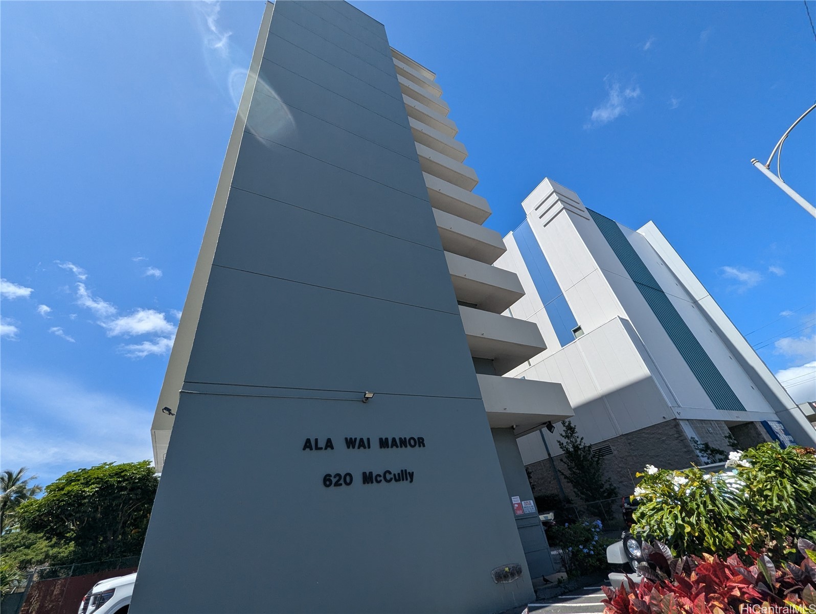 620 Mccully Street Unit 903 — photo