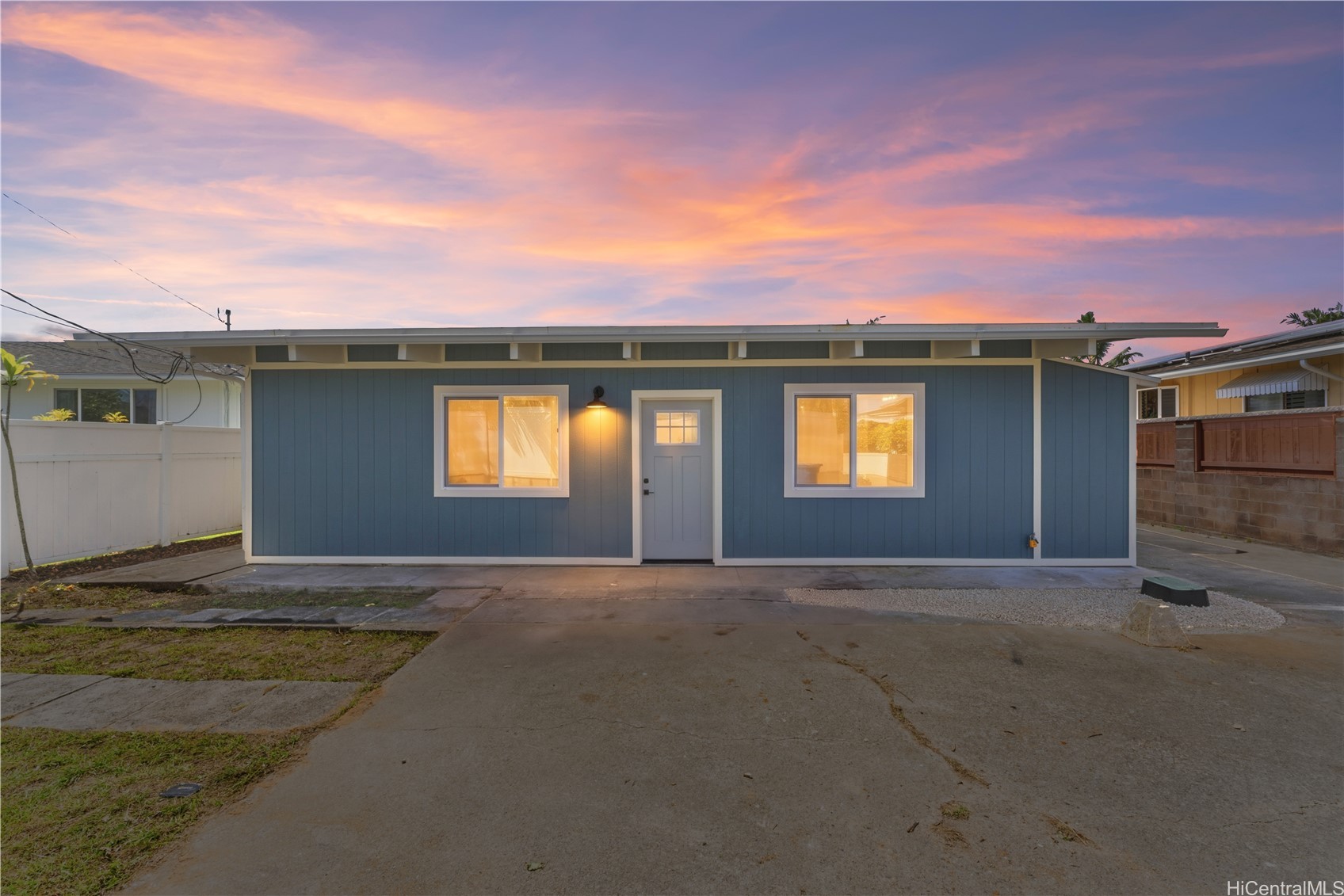 241 Kihapai Street Unit a — photo