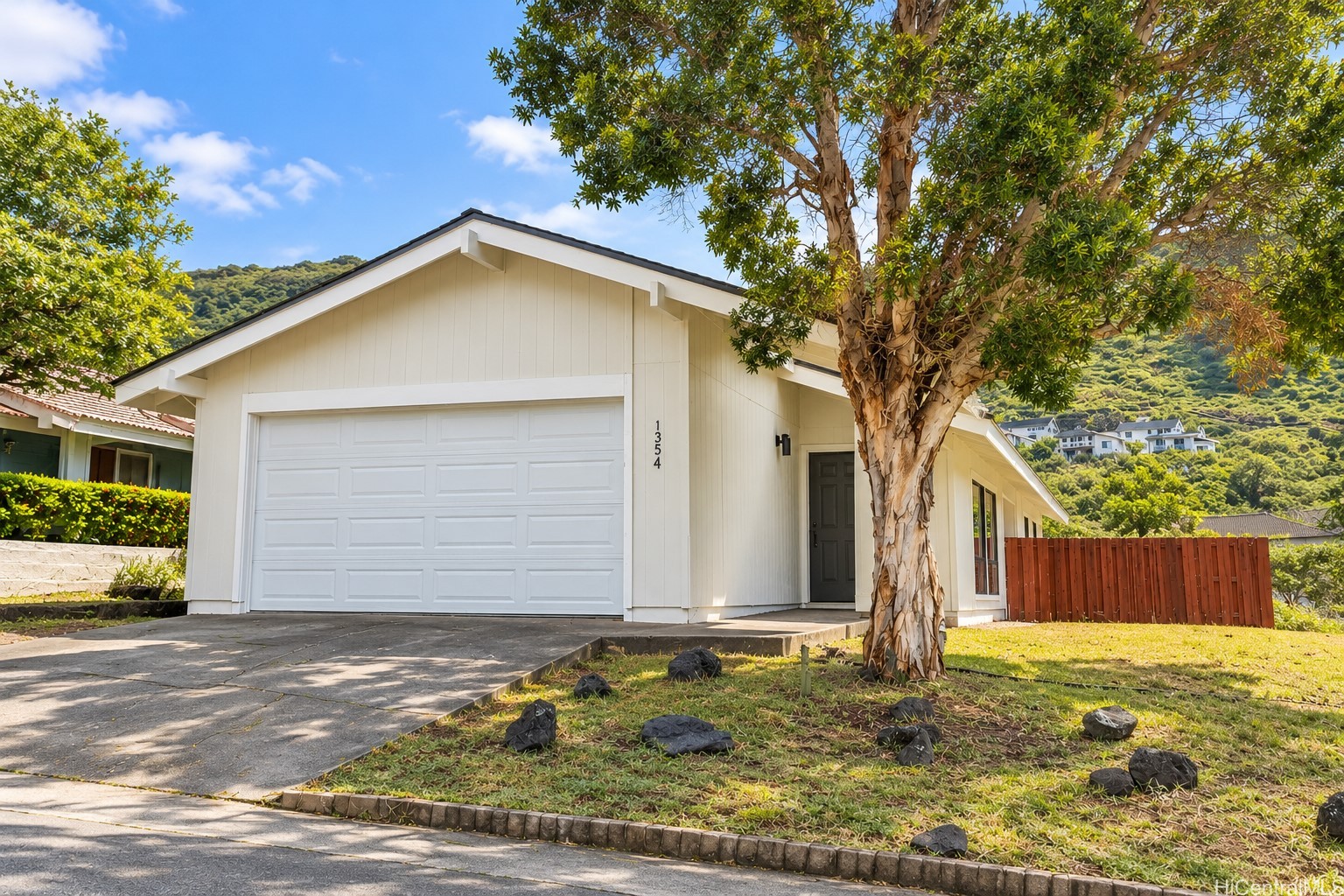1354 Lunalilo Home Road — photo