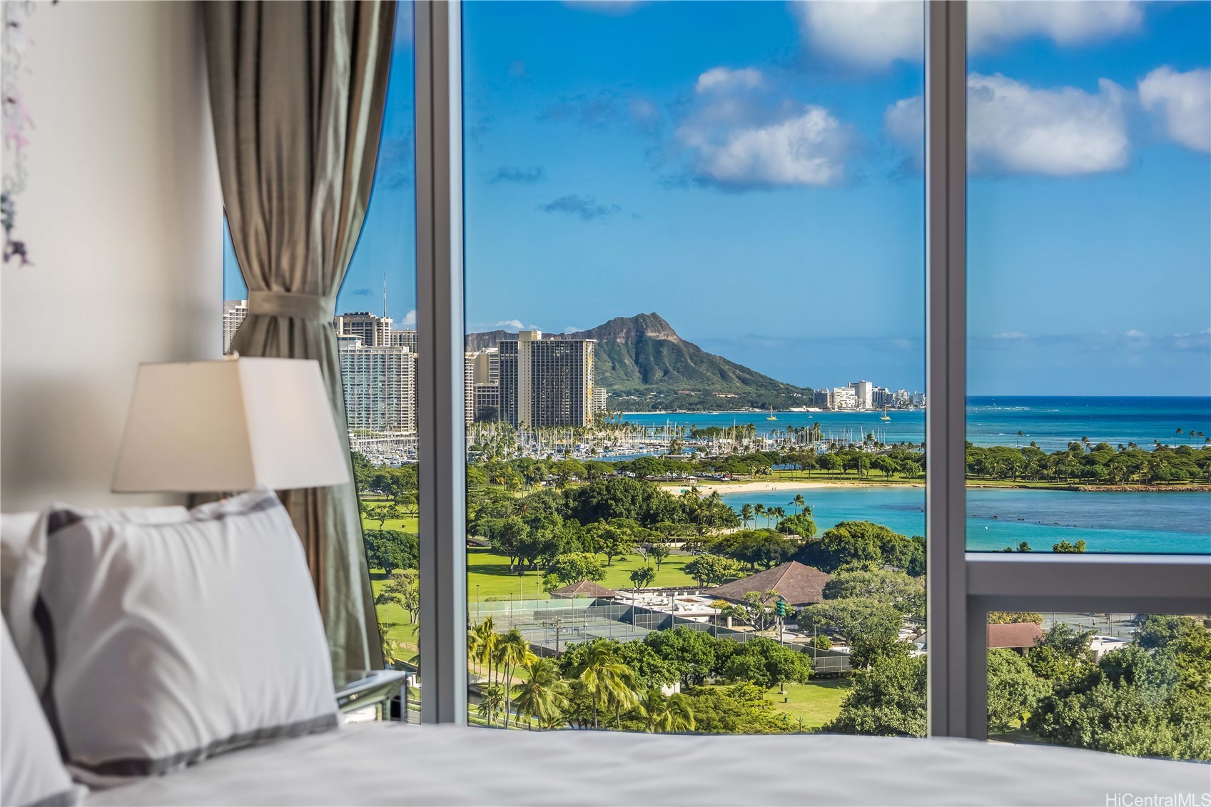1118 Ala Moana Boulevard Unit 1400 — photo