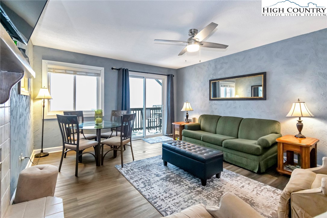 301 Pinnacle Inn Road 4313 — photo