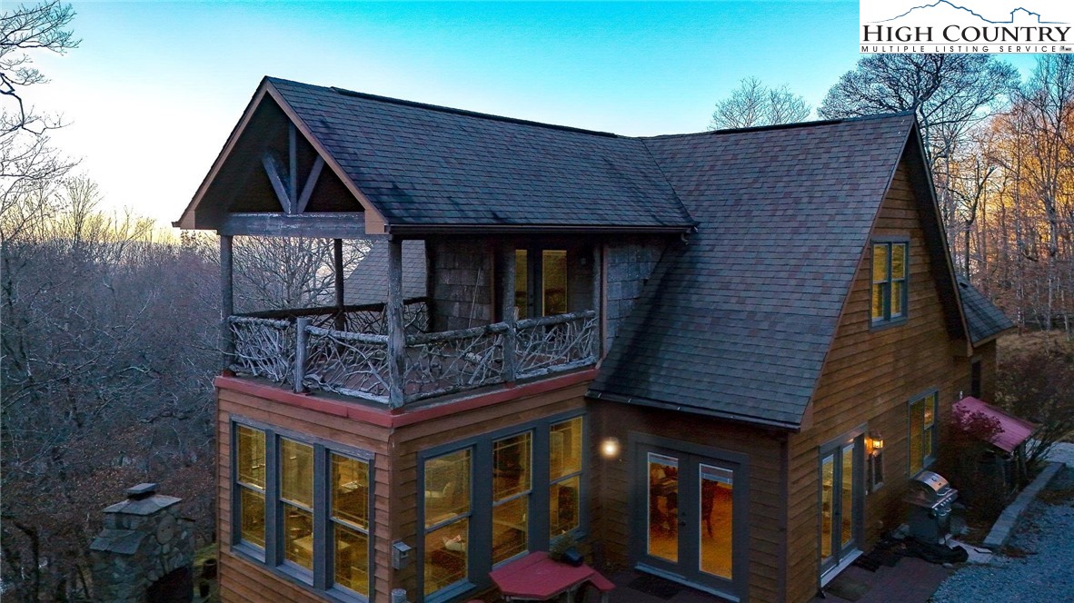 140 Spruce Hollow Road — photo