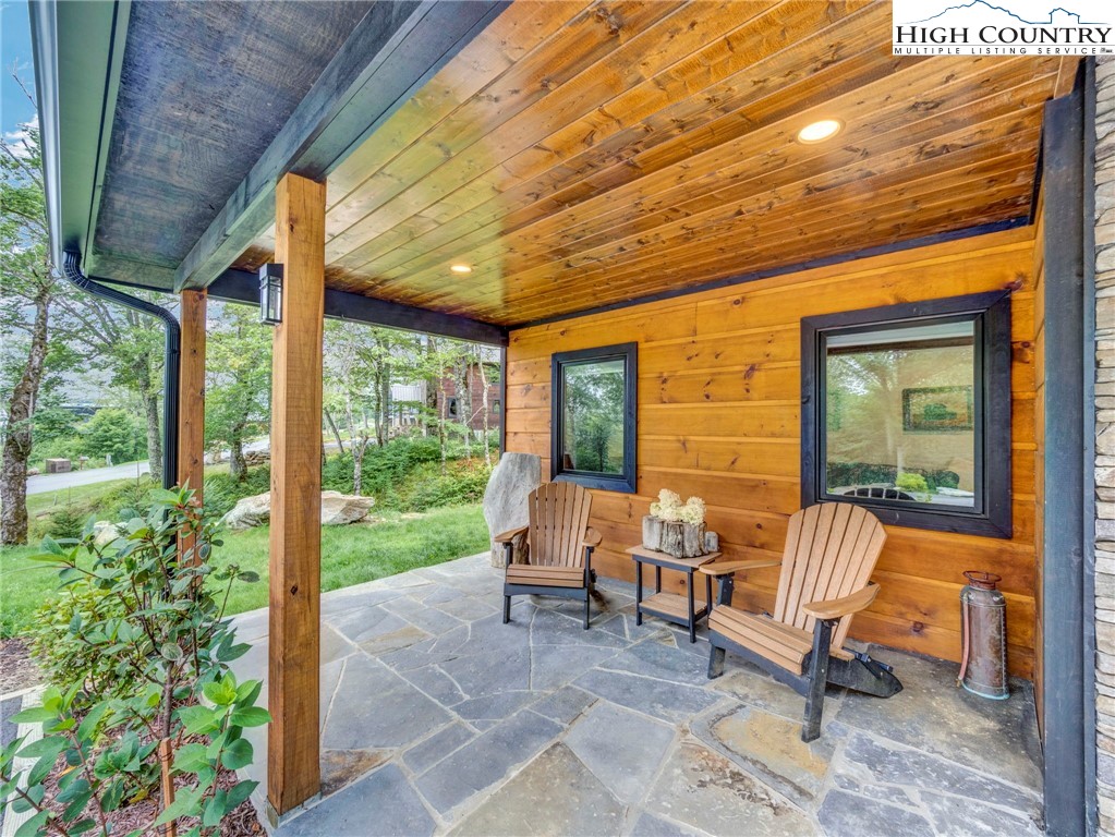 196 Cloud Spring Drive, Sugar Mountain, NC 28604 — photo 2