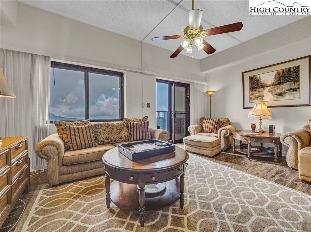 303 Sugar Top Drive 2816 — photo