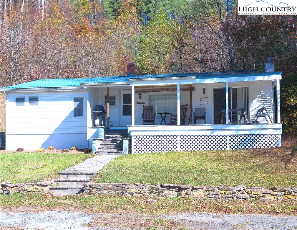 9752 Old Highway 16 Highway — photo