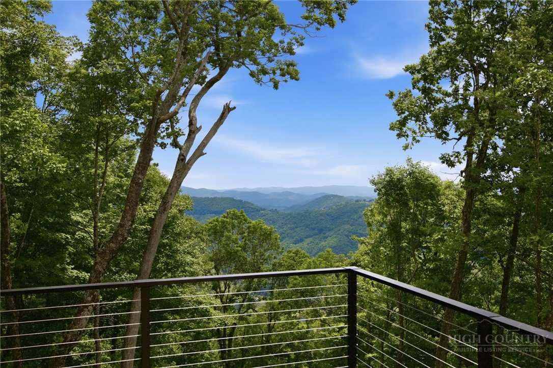 2120 Elk Creek Mountain Parkway — photo