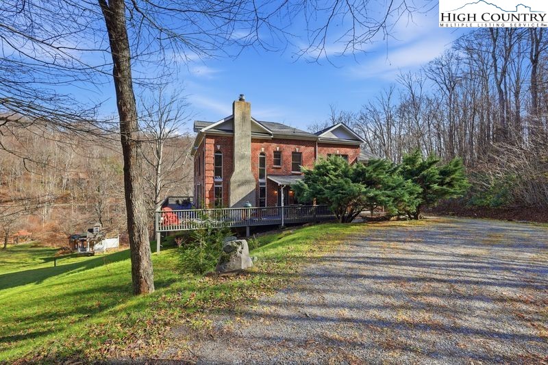 205 Timber Lakes Drive — photo