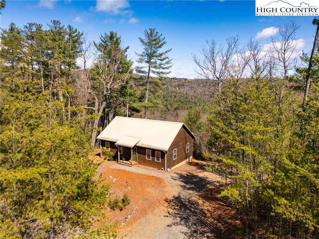 128 Deer Antler Drive — photo