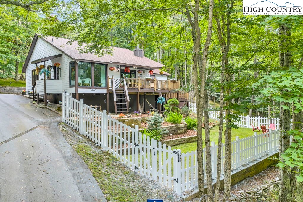 111 Wintergreen Way Road — photo