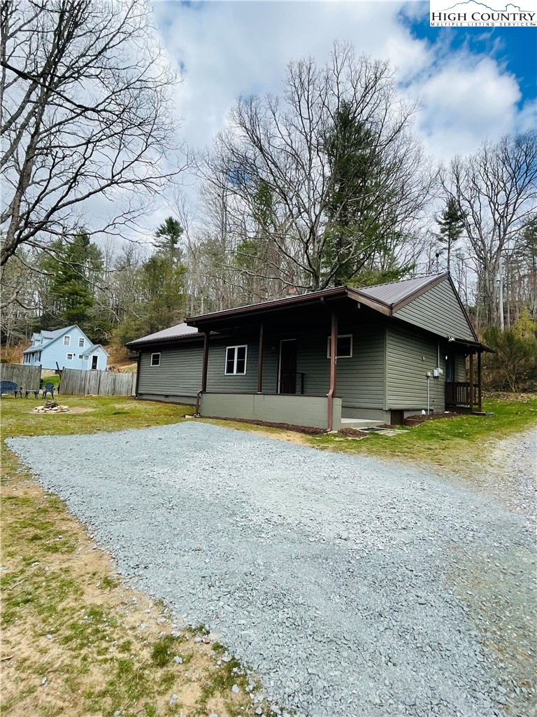 41 Raccoon Lane — photo