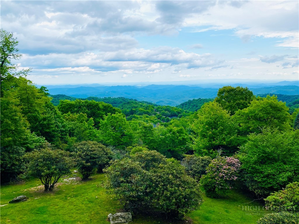 391 Oak Ridge Drive — photo