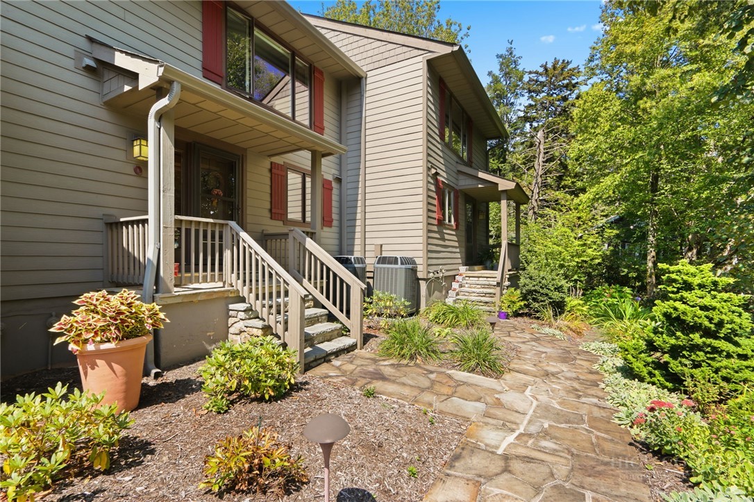 107 Mayview Manor Court O — photo