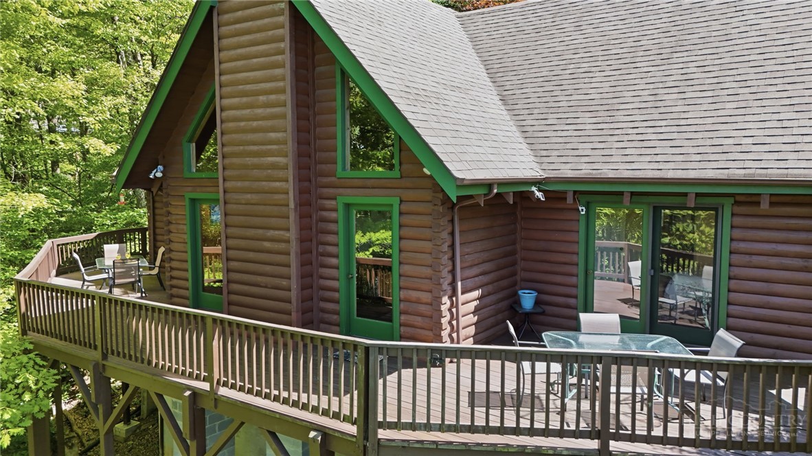 519 Wintergreen Drive — photo