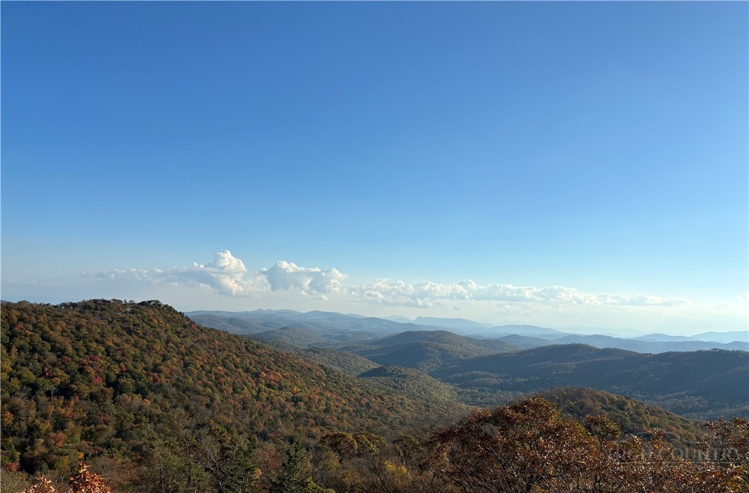 303 Sugar Top Drive 2202 — photo