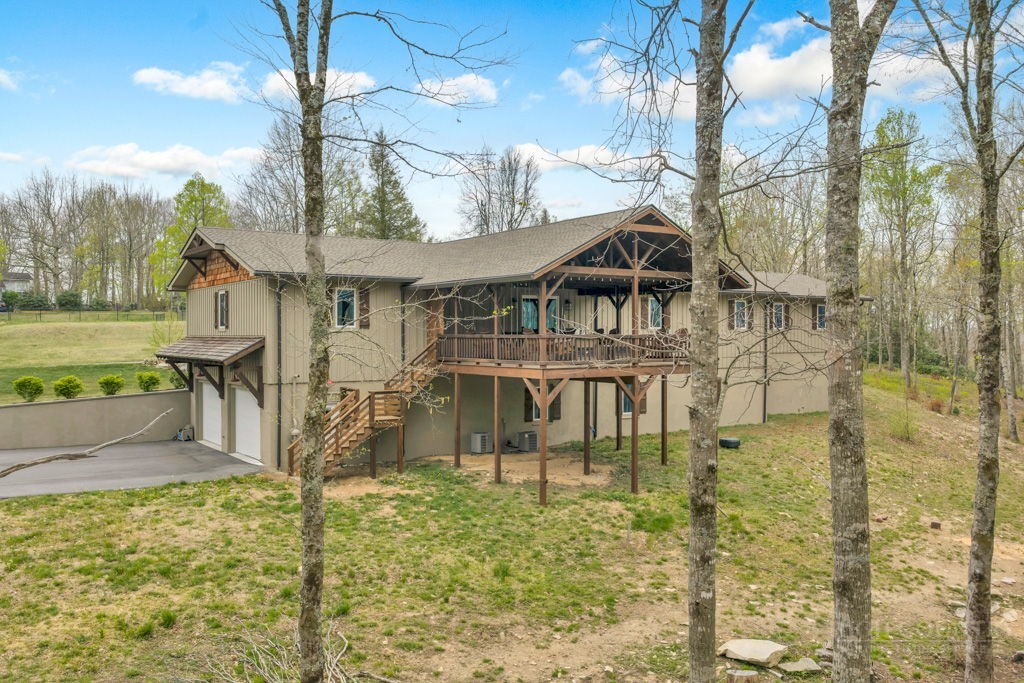 811 Linhigh — photo