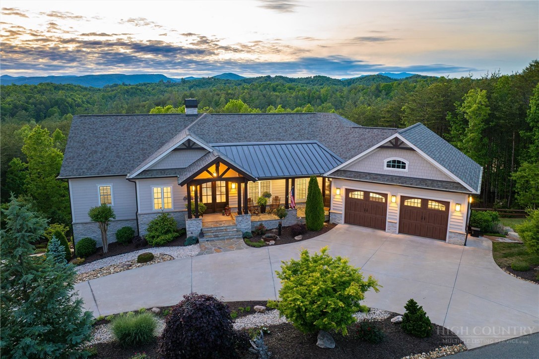 1506 High Valley Way — photo