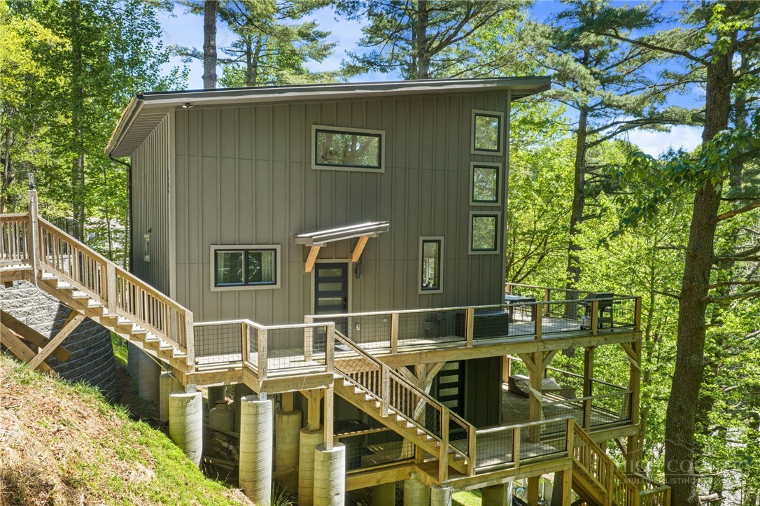 1385 Niley Cook Road — photo