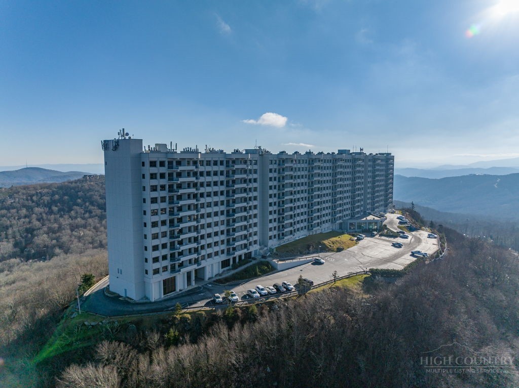 303 Sugar Top Drive 2205 — photo