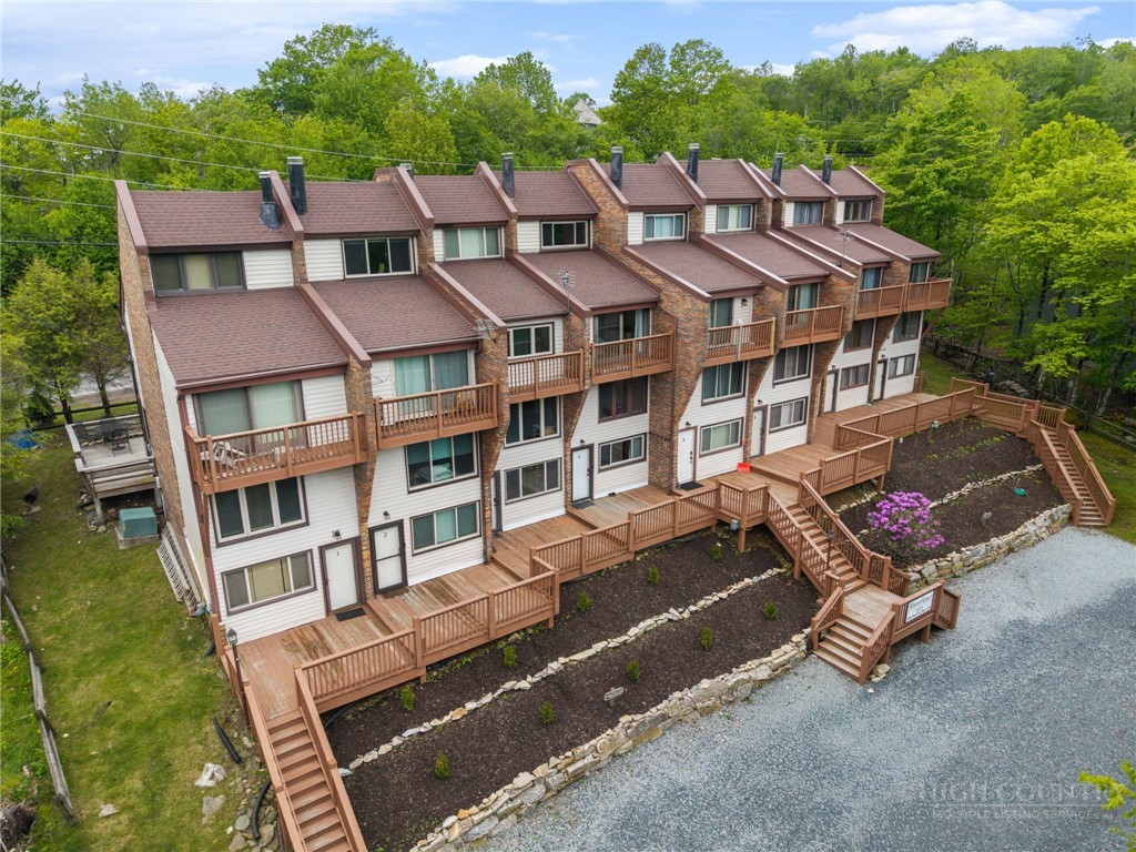 104 Snowplow Lane 7 — photo