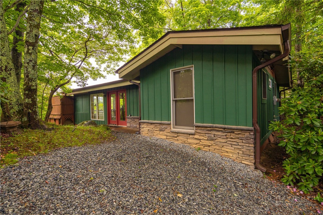 280 Chinkapin Ridge, Seven Devils, NC 28604 — photo 3