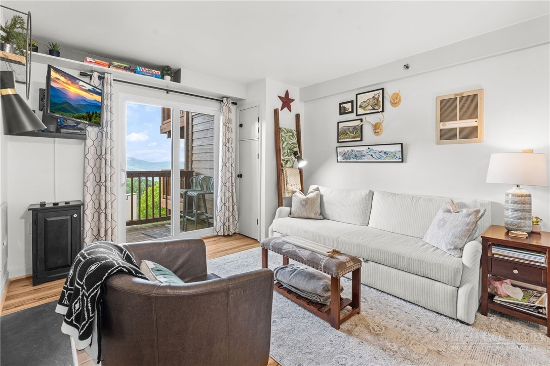 110 Sugar Ski Drive 10-401 — photo