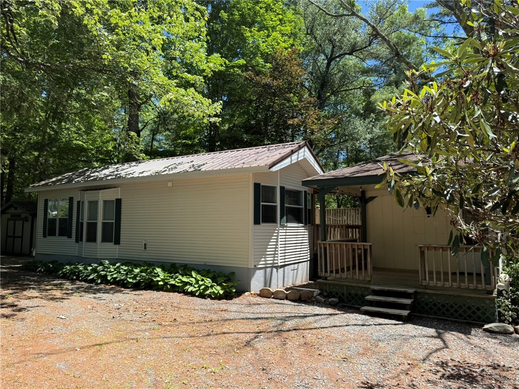397 Elderberry Loop, Newland, NC 28657 — photo 2