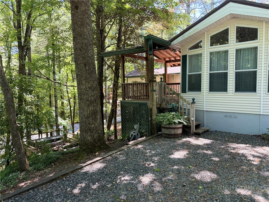 397 Elderberry Loop, Newland, NC 28657 — photo 3