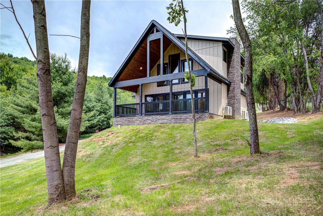 180 Twin Oaks Mountain Boulevard — photo