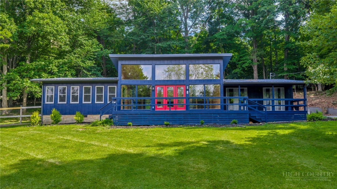 206 Oak Grove Circle — photo