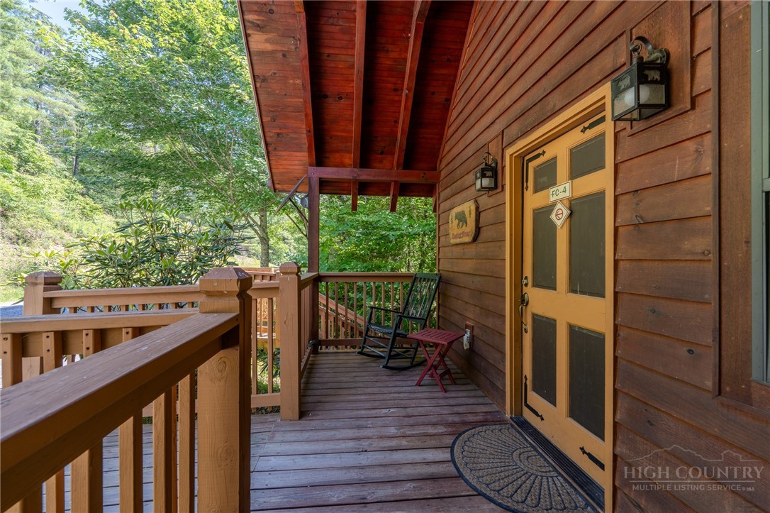 49 Creekside Loop, Spruce Pine, NC 28777 — photo 3