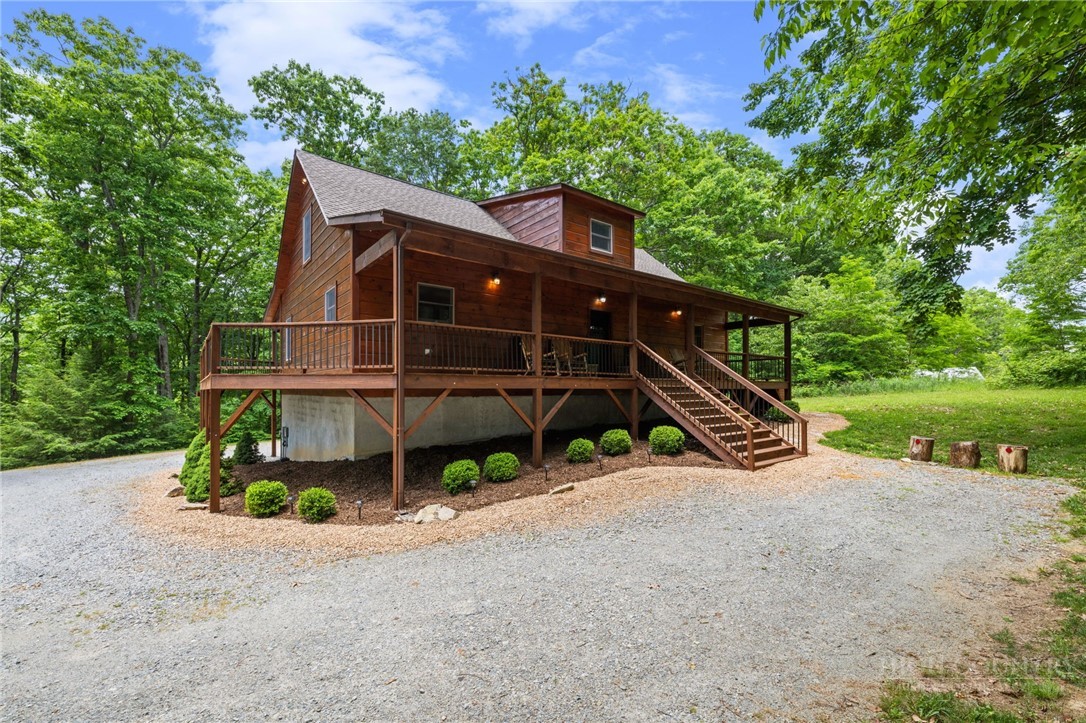 407 Signature Ridge Road — photo