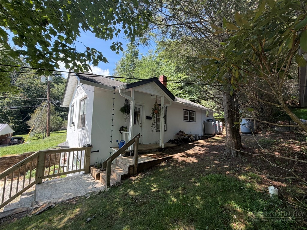 105 Summit Street — photo