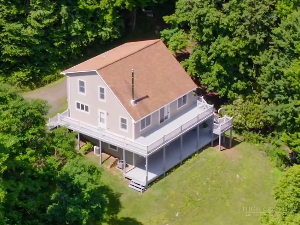 239 Honeysuckle Lane — photo