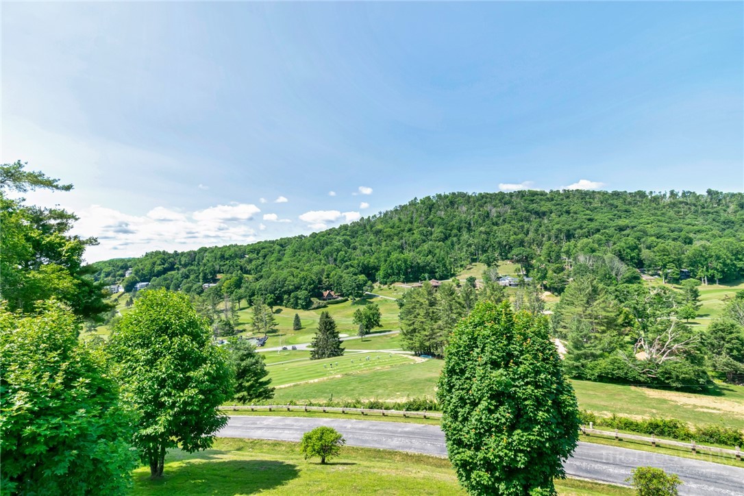 304 Smokey View Drive — photo